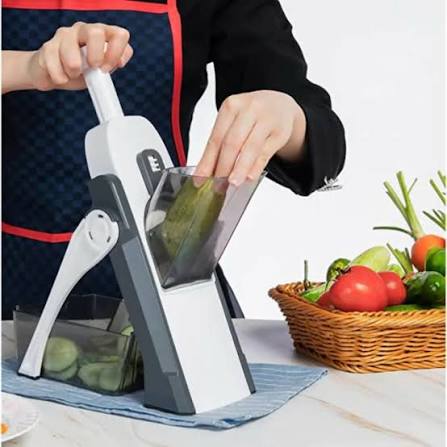Safe And Multifunctional Mandoline Slicer